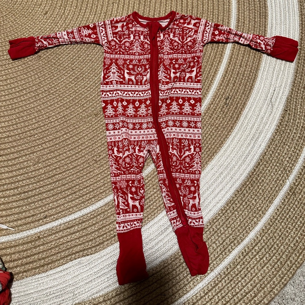 Red and white little sleepies Christmas zippies